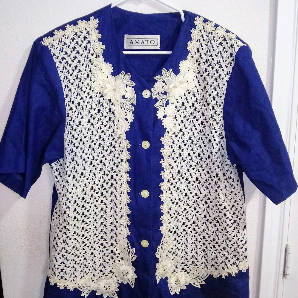 Amato button down top